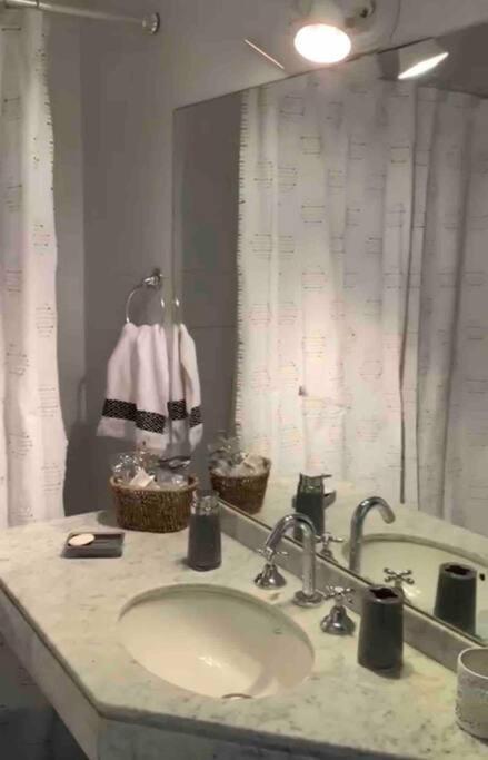Apartamento ¡hermoso Dpto En La Mejor Zona De Salta, Capital! *